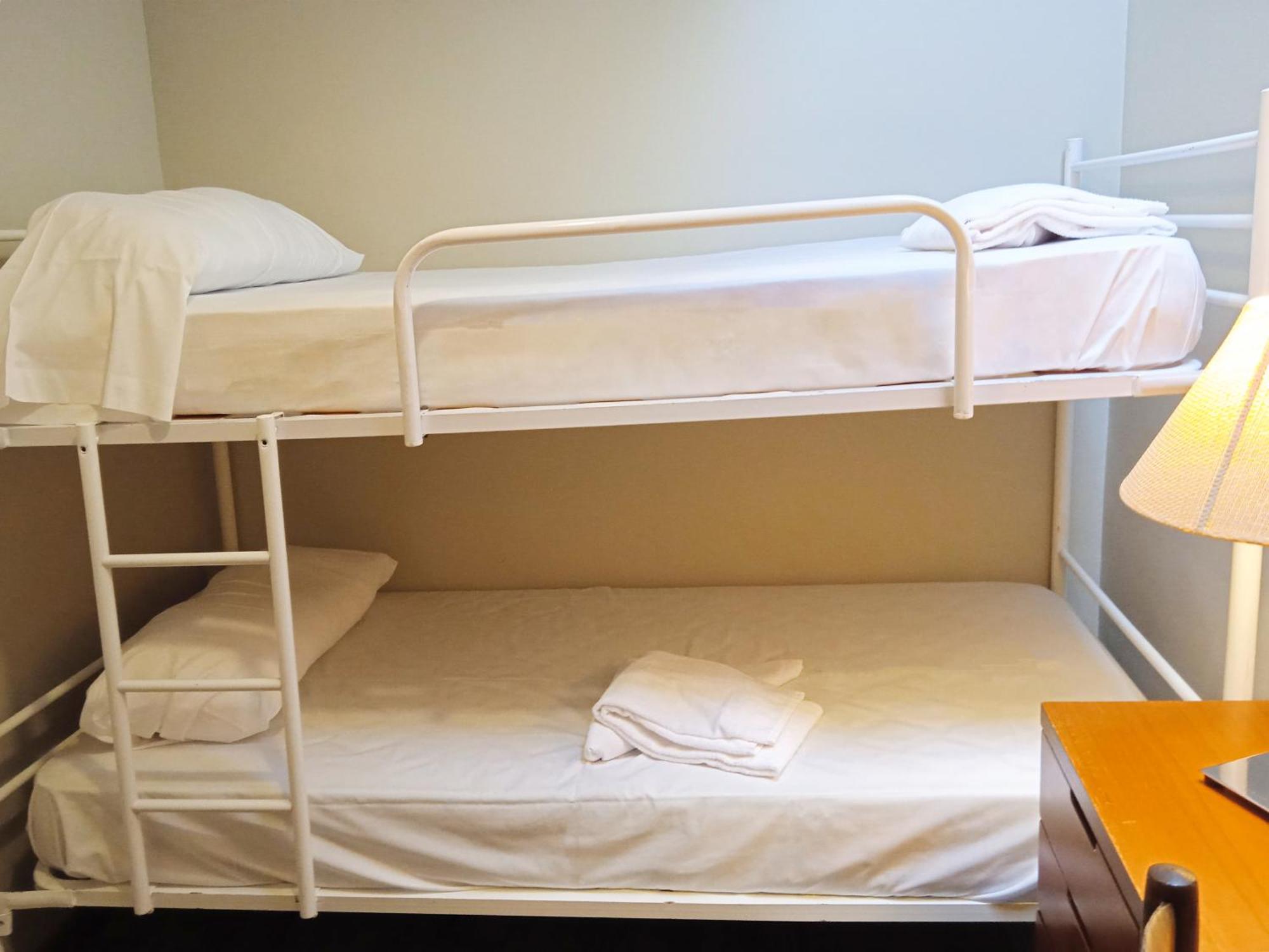 Apartamentos 3000 エスカリリャ エクステリア 写真